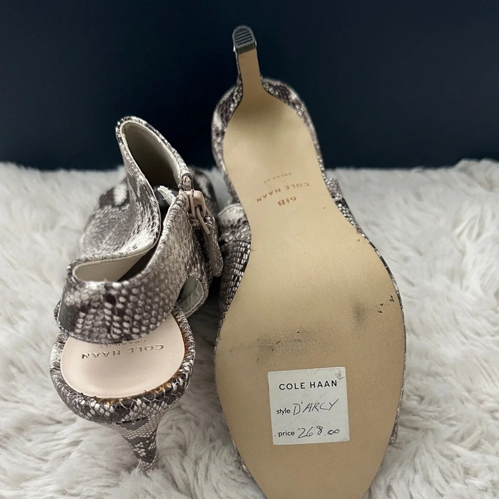 Cole Haan Women's Sz 6.5 Snakeskin Pattern slug back  Heels Grey Brown and Cream - Picture 3 of 5